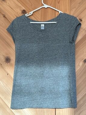 Alternative Heather Gray Short-Sleeve Women’s Tee